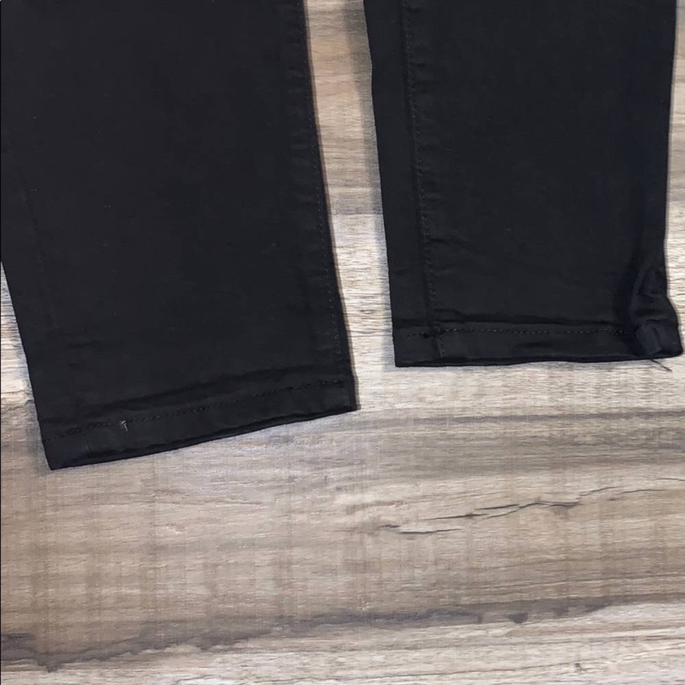 Jeans - Picture 2 of 3